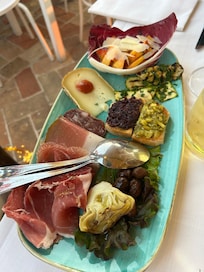 Lokal aperitivo. Gott!
