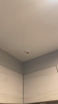Pipe in shower dripping fluid