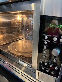 Clean Microwave