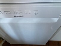 Fingers marks from othered