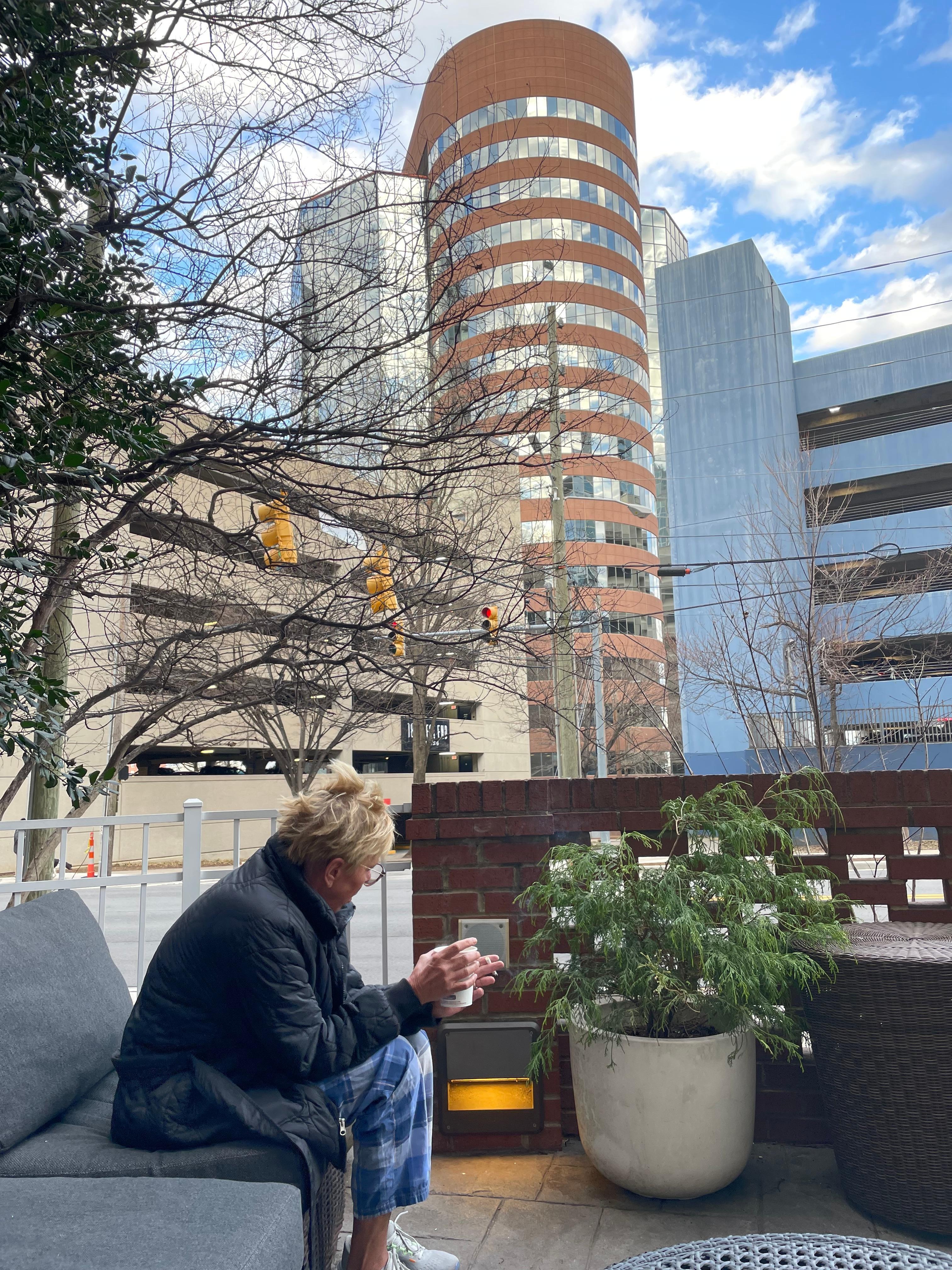 Surrounding architecture