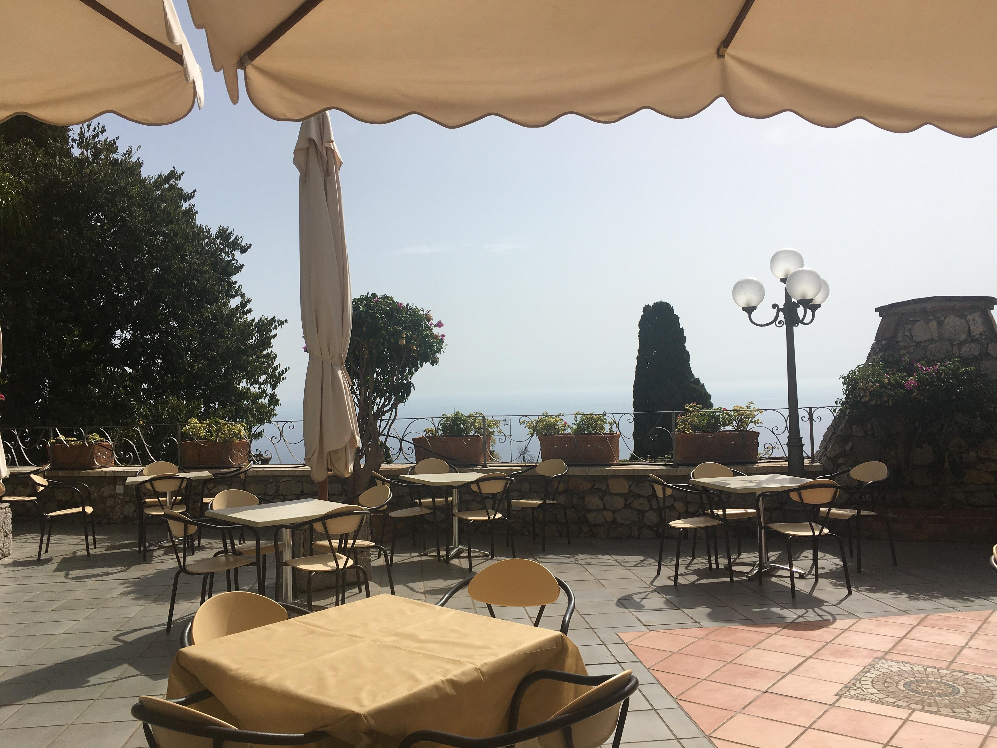 Fra terrassen på Hotel Ariston