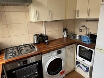 Compact and functional kitchen