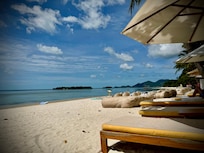 Plage depuis le sala Samui