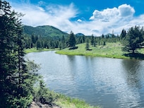 Hahns Lake
