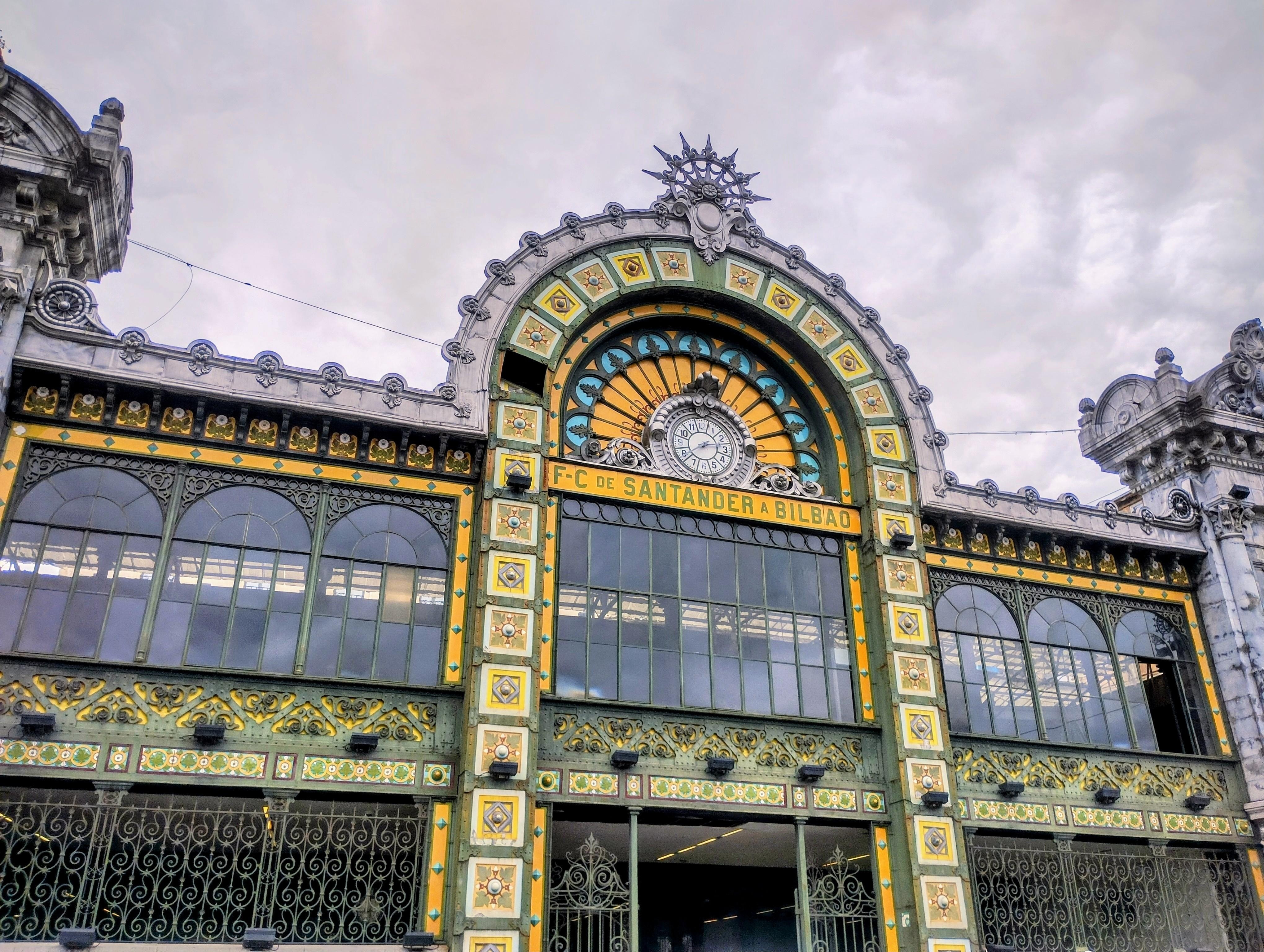 La Concordia station frontage