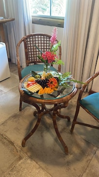 Recepção no quarto.