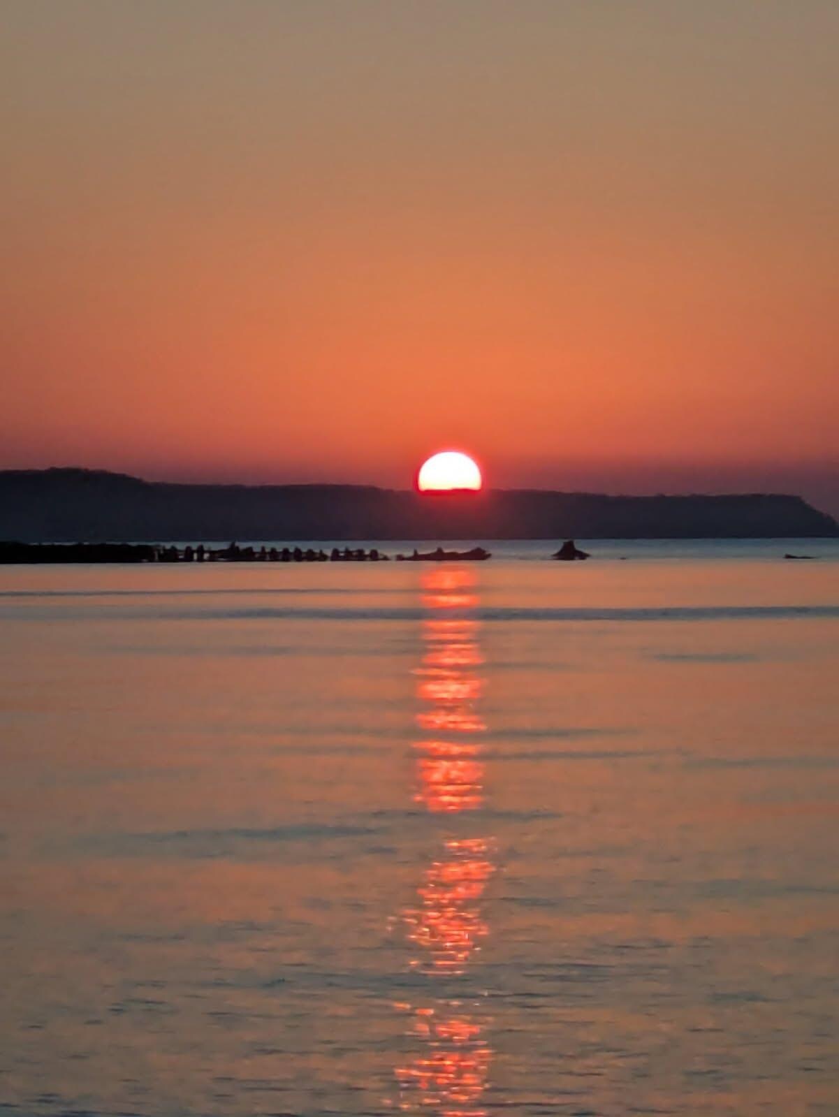 "Wrecks at Sunset" Reeves Park, 2025
1/2 mile from The Little Red Cottage
(~JMagee)