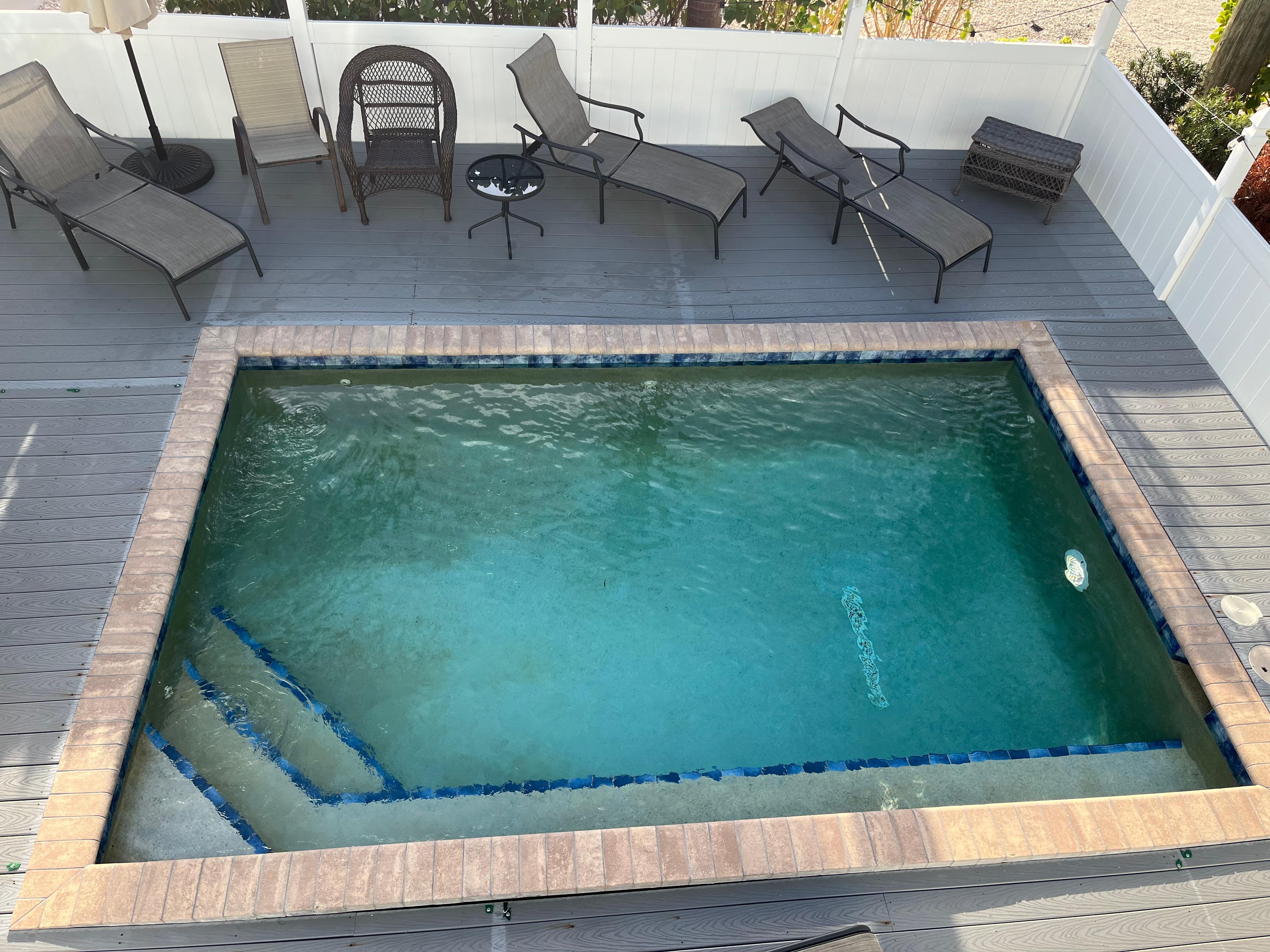 Pool is very warm! It was 89 degrees!