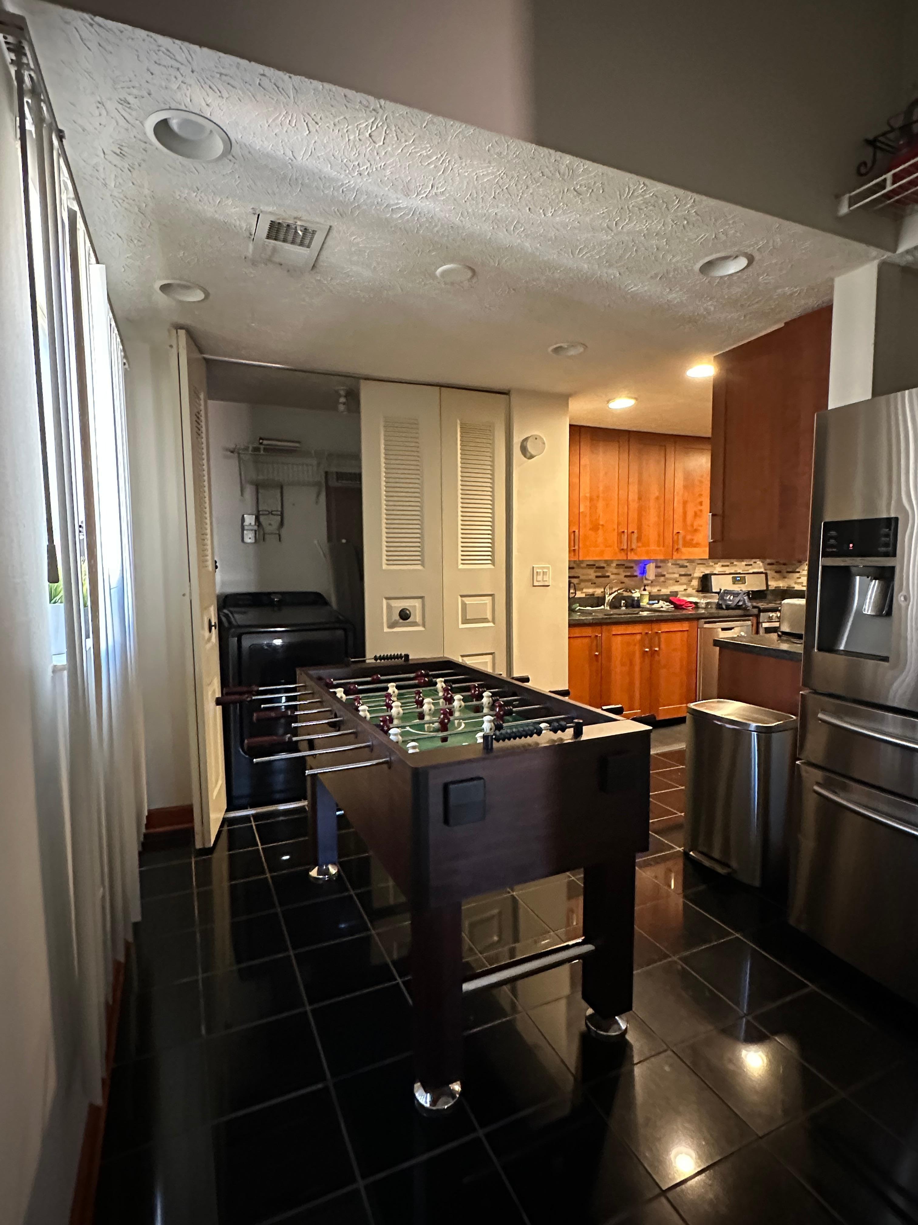 Game table not in online photos 