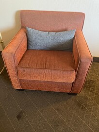 Dirty stained chair and carpet. Old towels and only two in the bathroom and no running waters for hours upon arrival to our rooms. And this is the Sheraton?