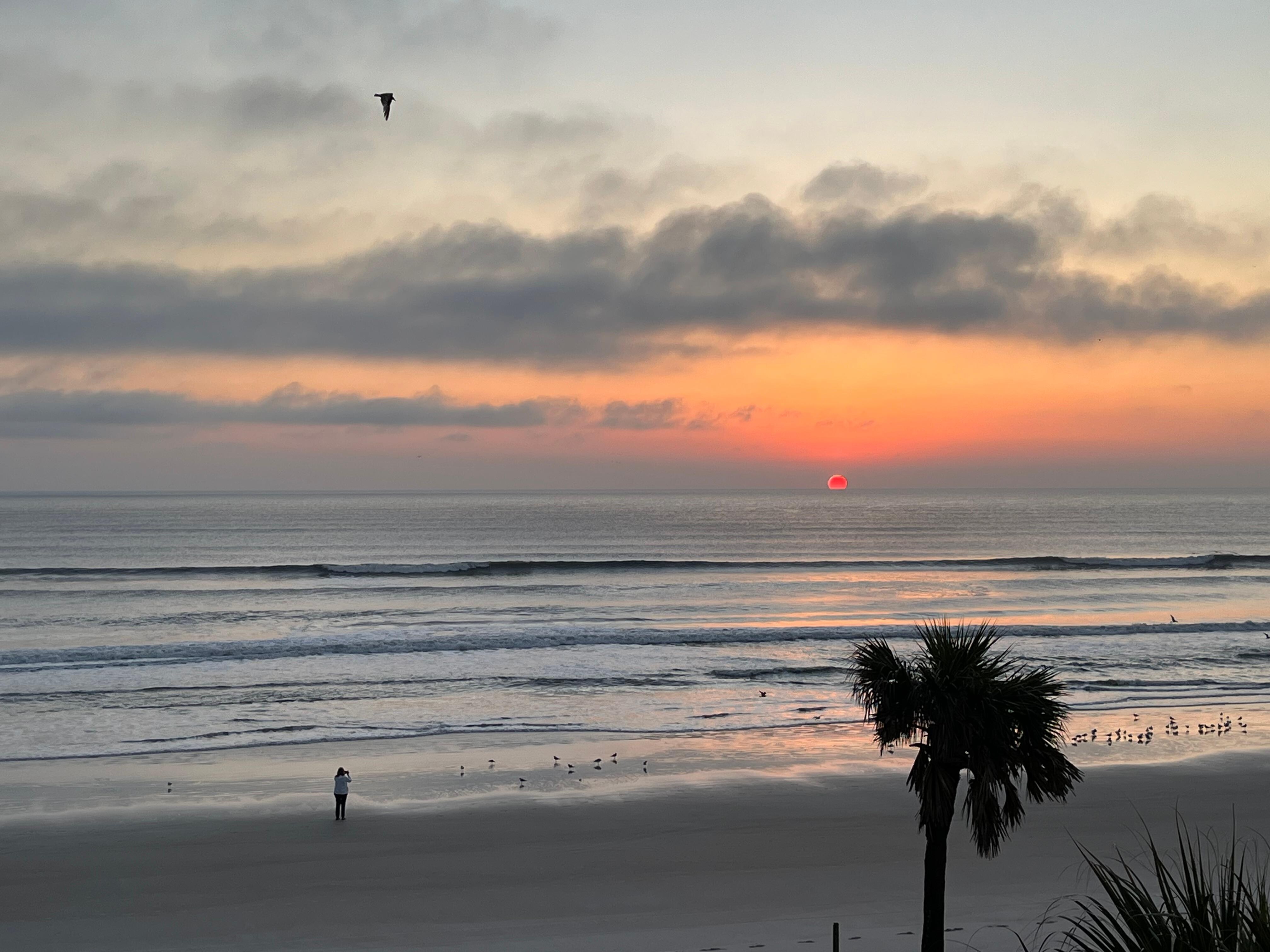 Don’t miss sunrise!