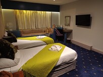 Nice big room....underfloor heating in the large bathroom