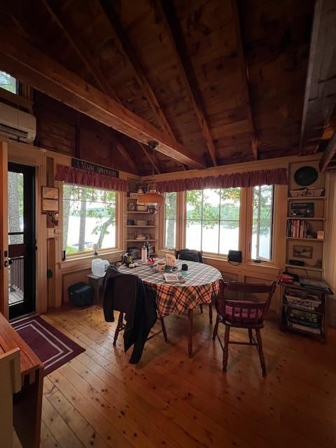 Cozy with amazing views! 