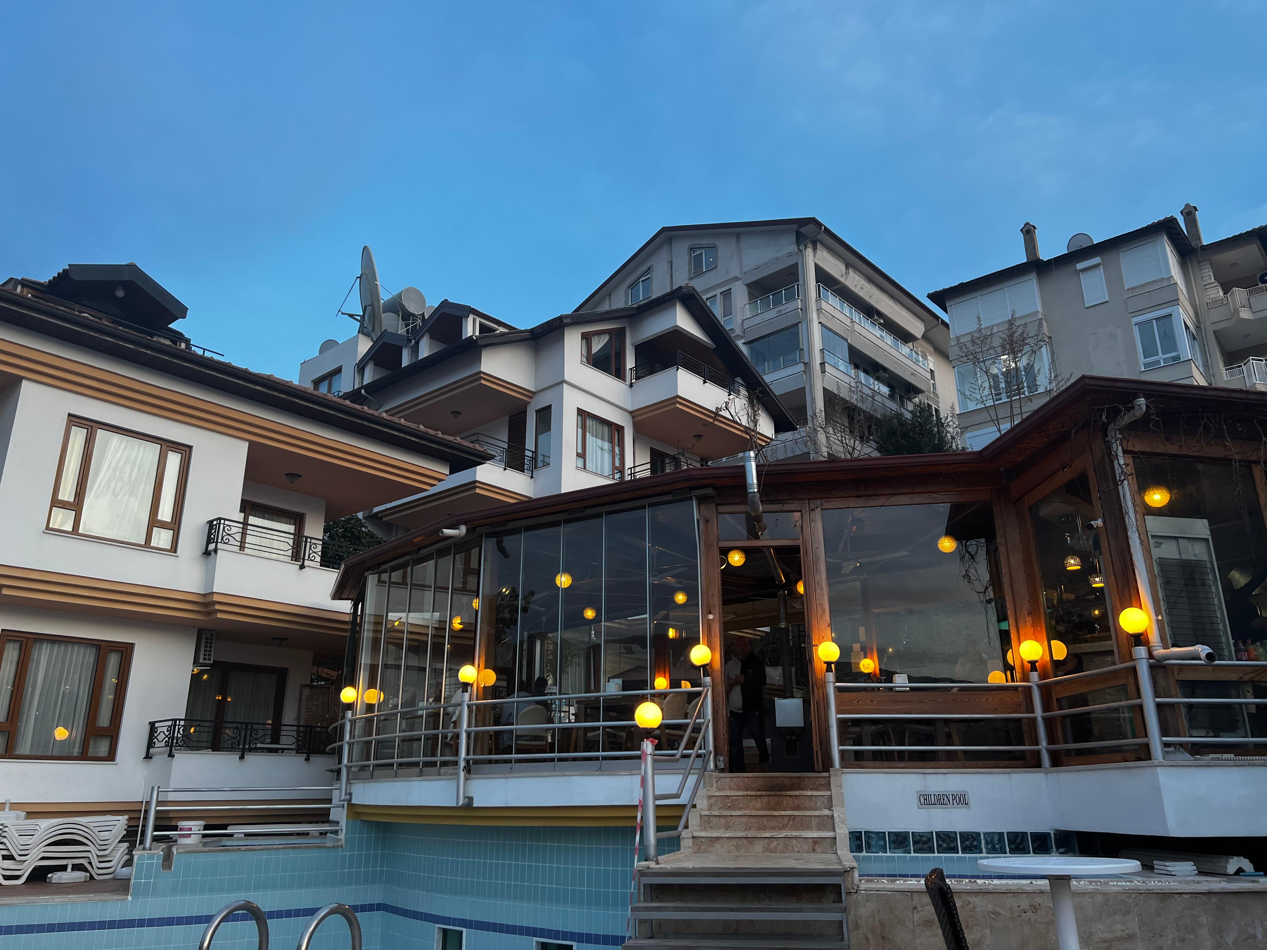 Uteterassen vid restaurangen