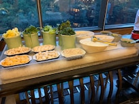 自分で具材を選べる麺バー