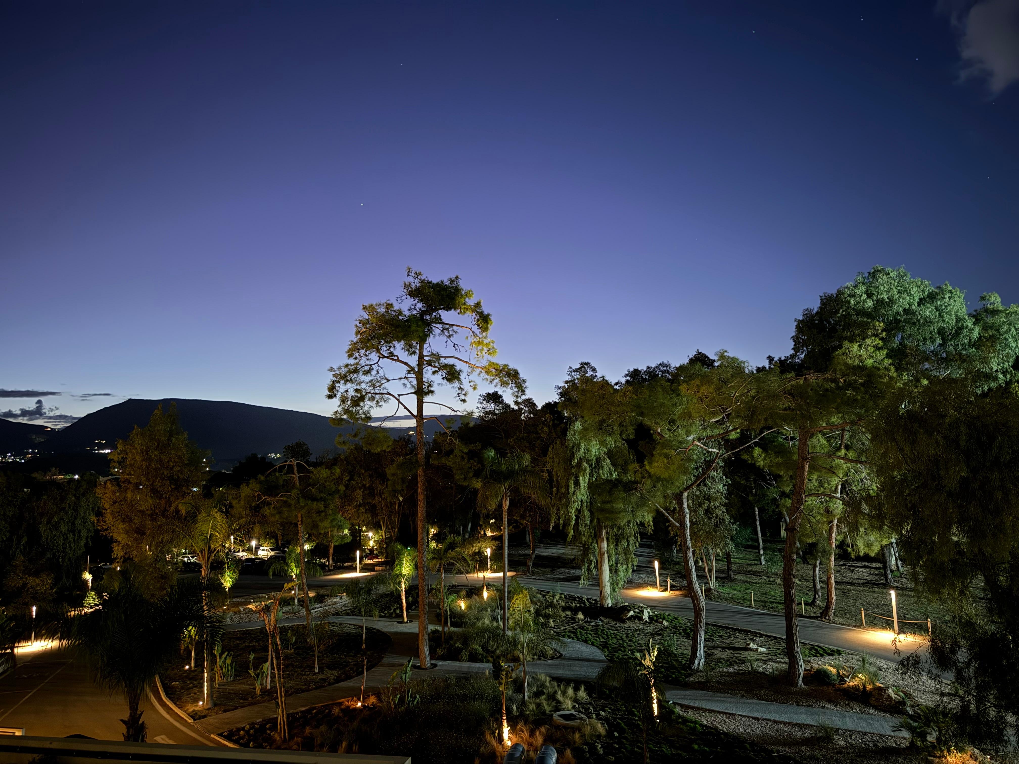 View of the front of the hotel which is well kept 