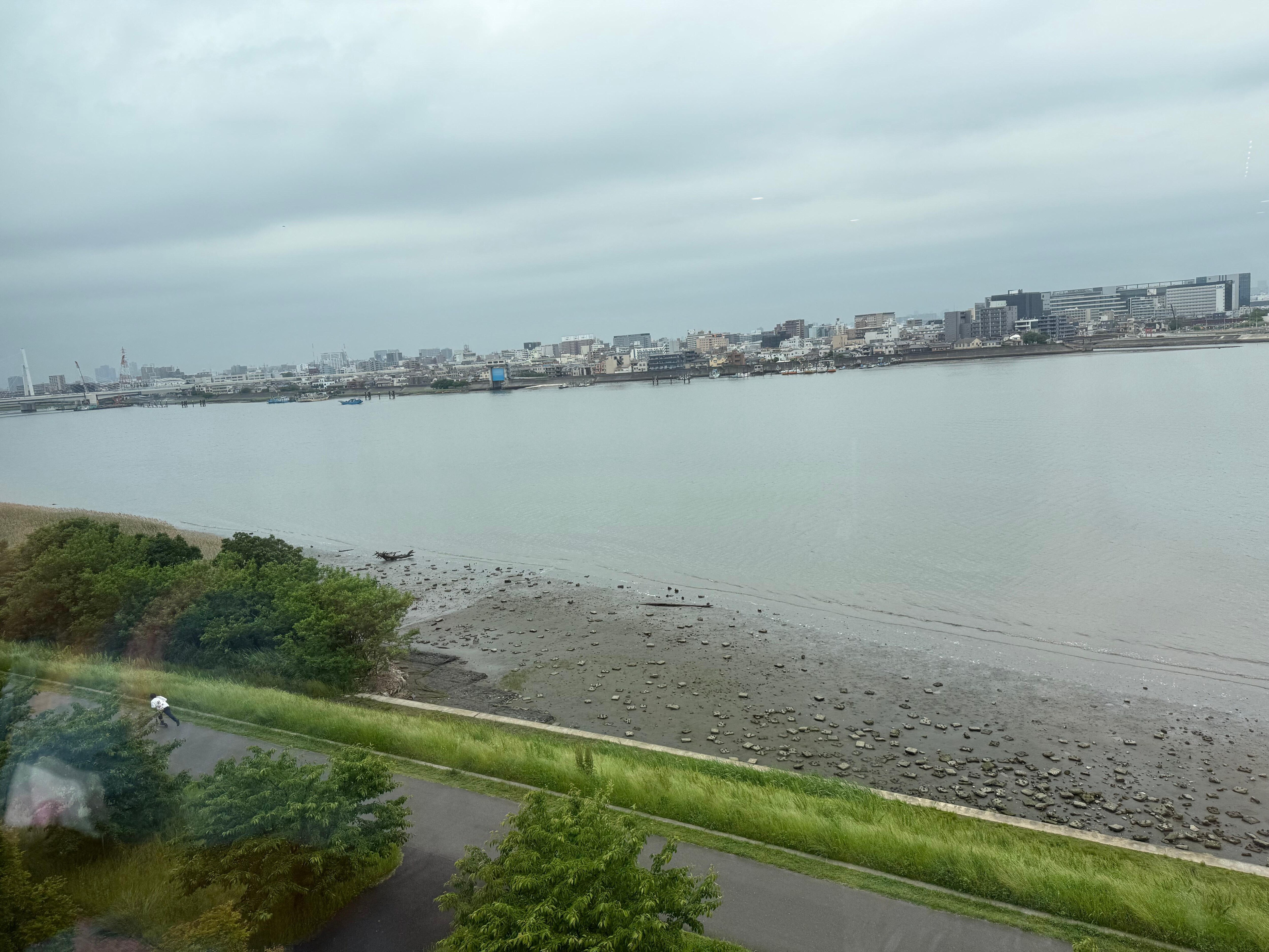 Nice view from 5th floor even# room facing the bay