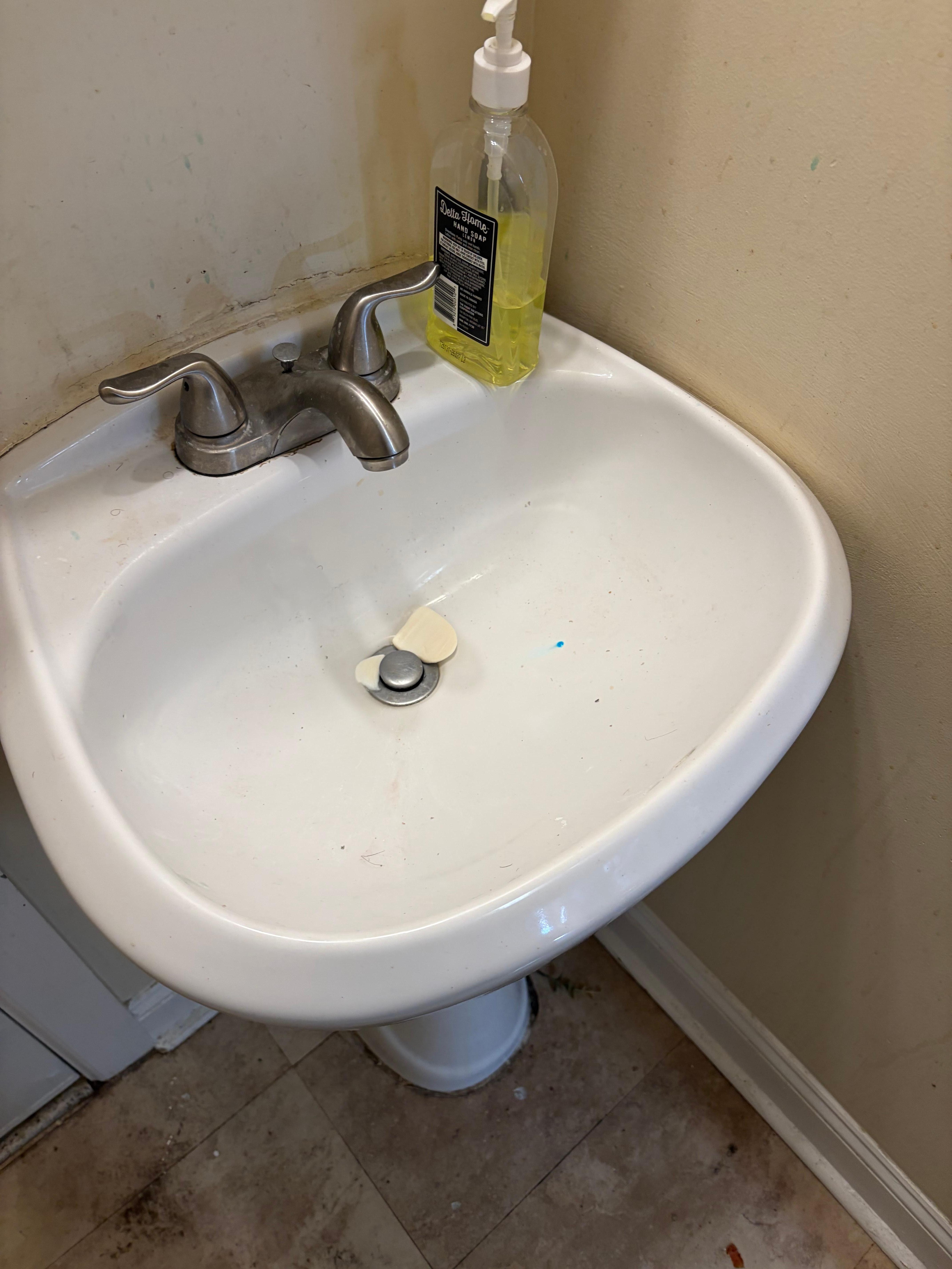 Bathroom sink