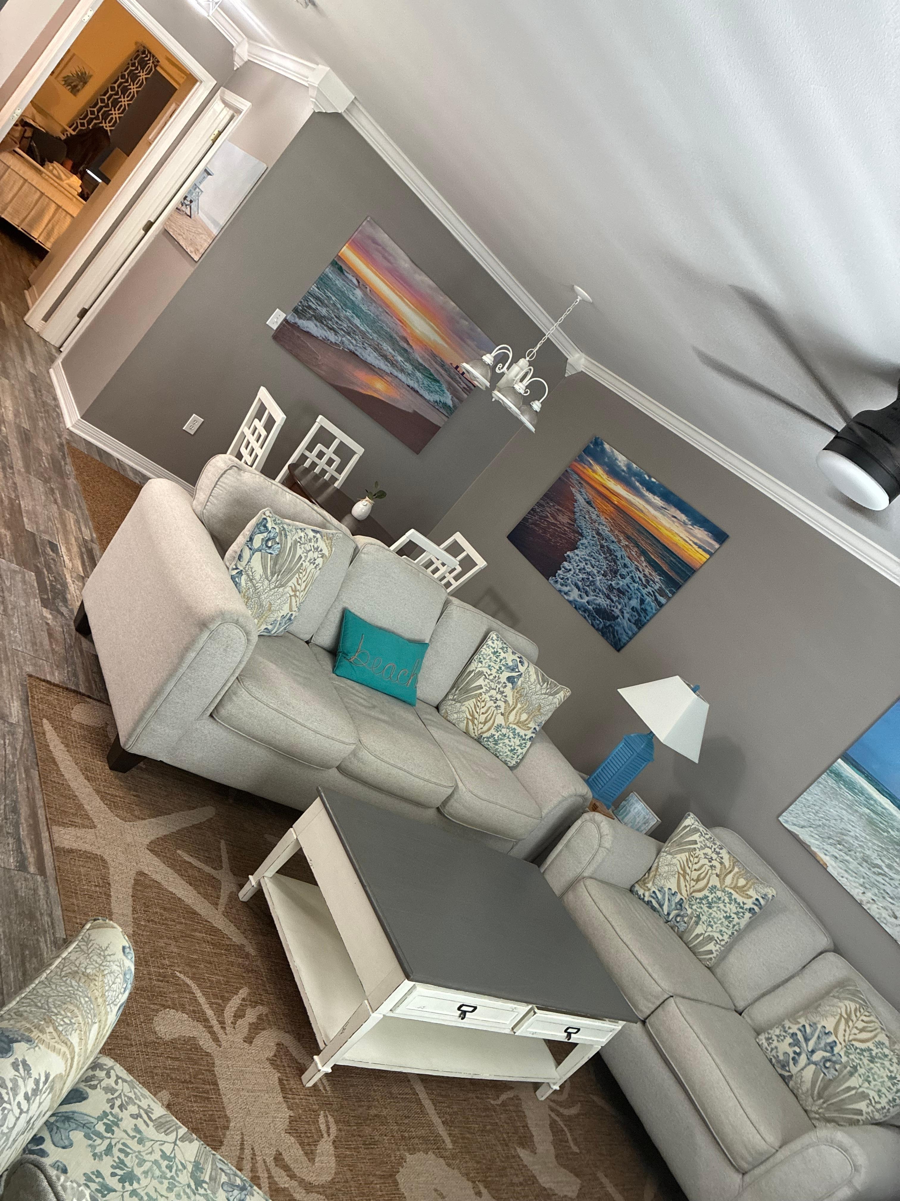 Living & dining area