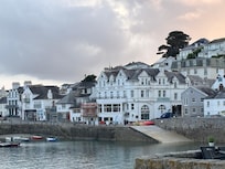The Ship & Castle on the quayside