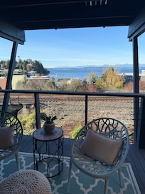 Nice to sit outside on a nice day and do your coffee while enjoying the view!