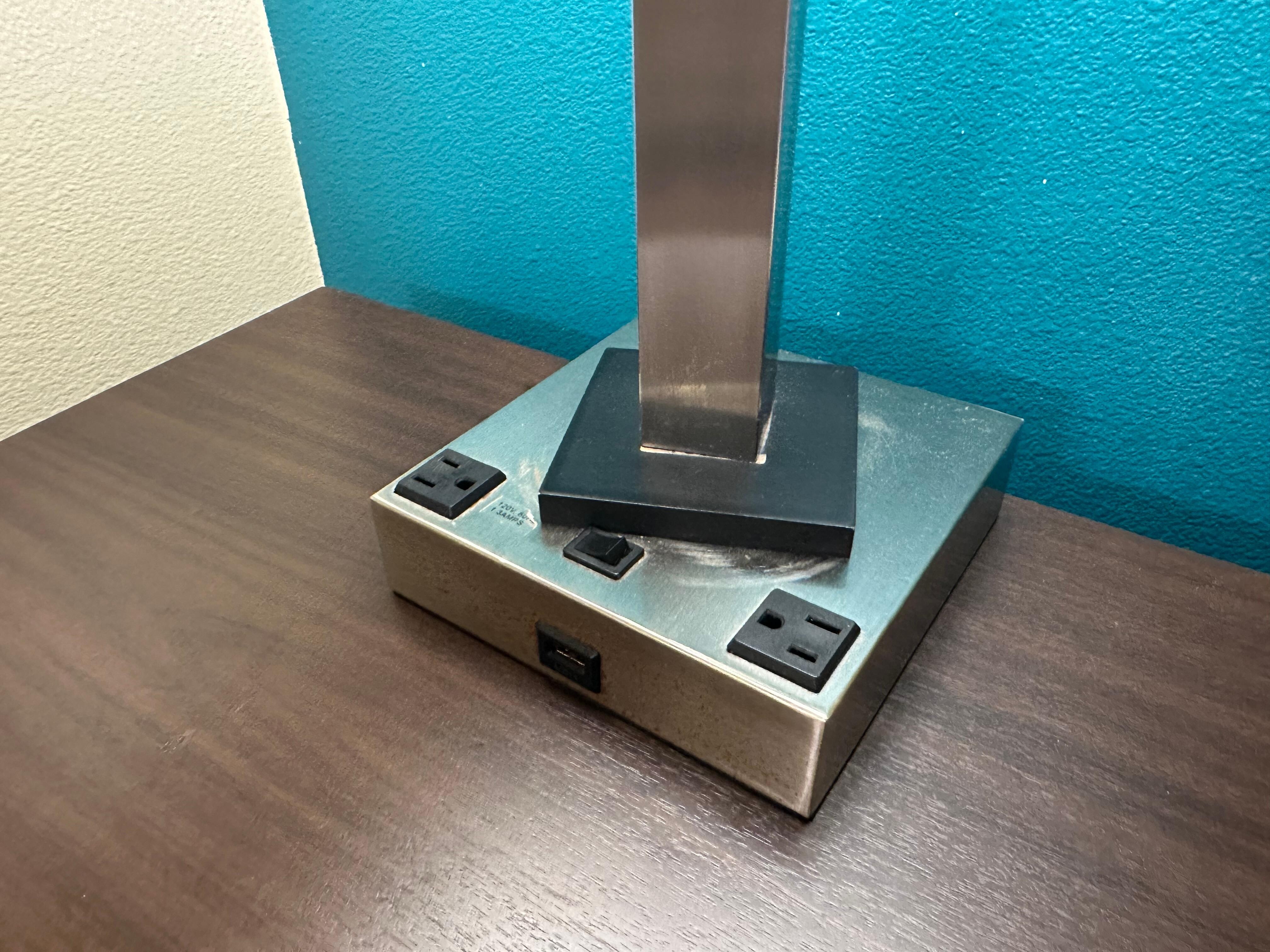 Lamp needs repair or replacement 
