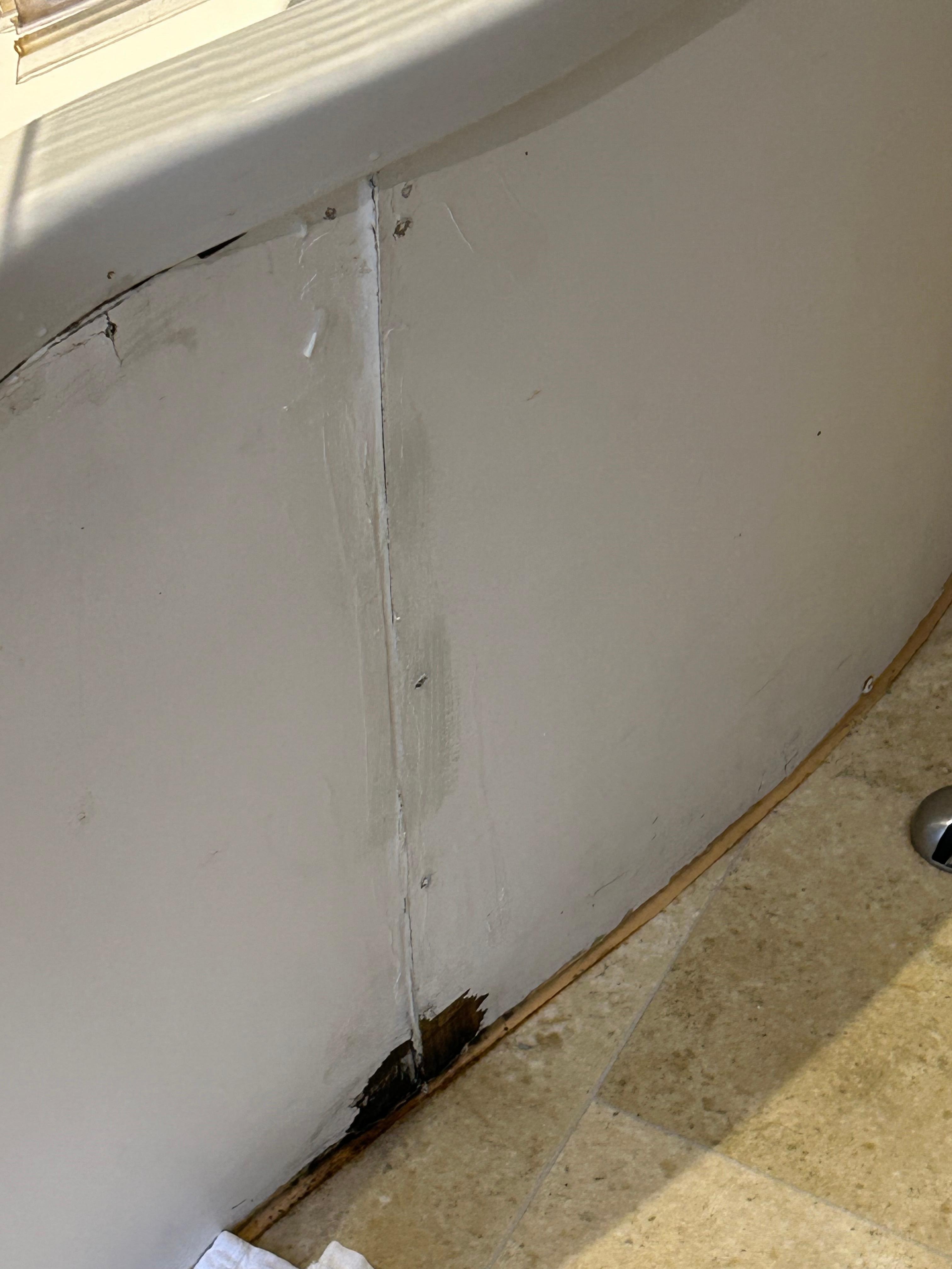 Bathroom in need of some tlc