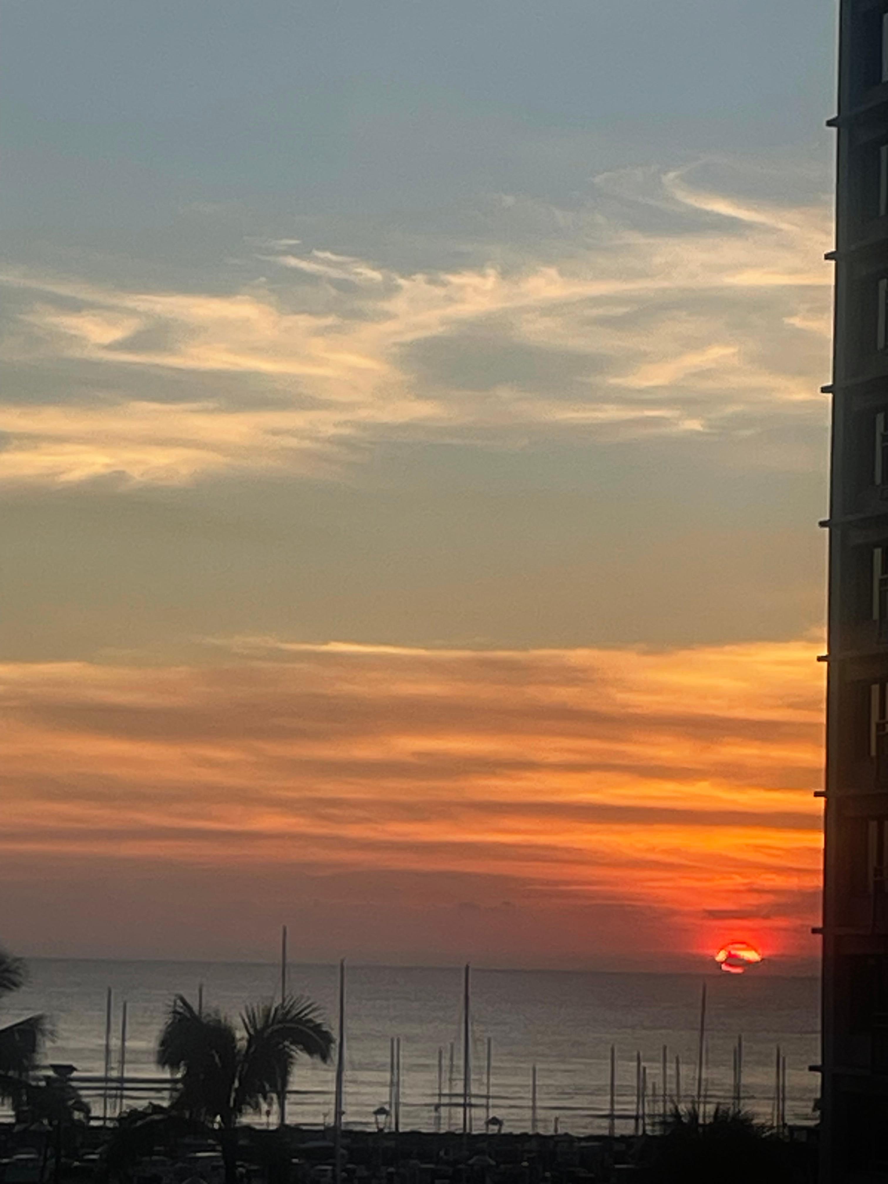 12/2/25 from Ilikai 522