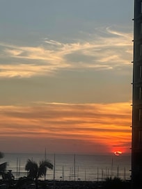 12/2/25 from Ilikai 522