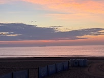 Ocean sunrise
