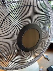 Dirty fan in the room