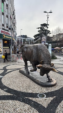 Boğa Meydanına çok yakın