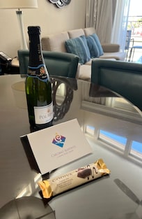 Anniversary welcome gift