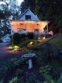 Beautiful home and Garden. Quiet and Peaceful