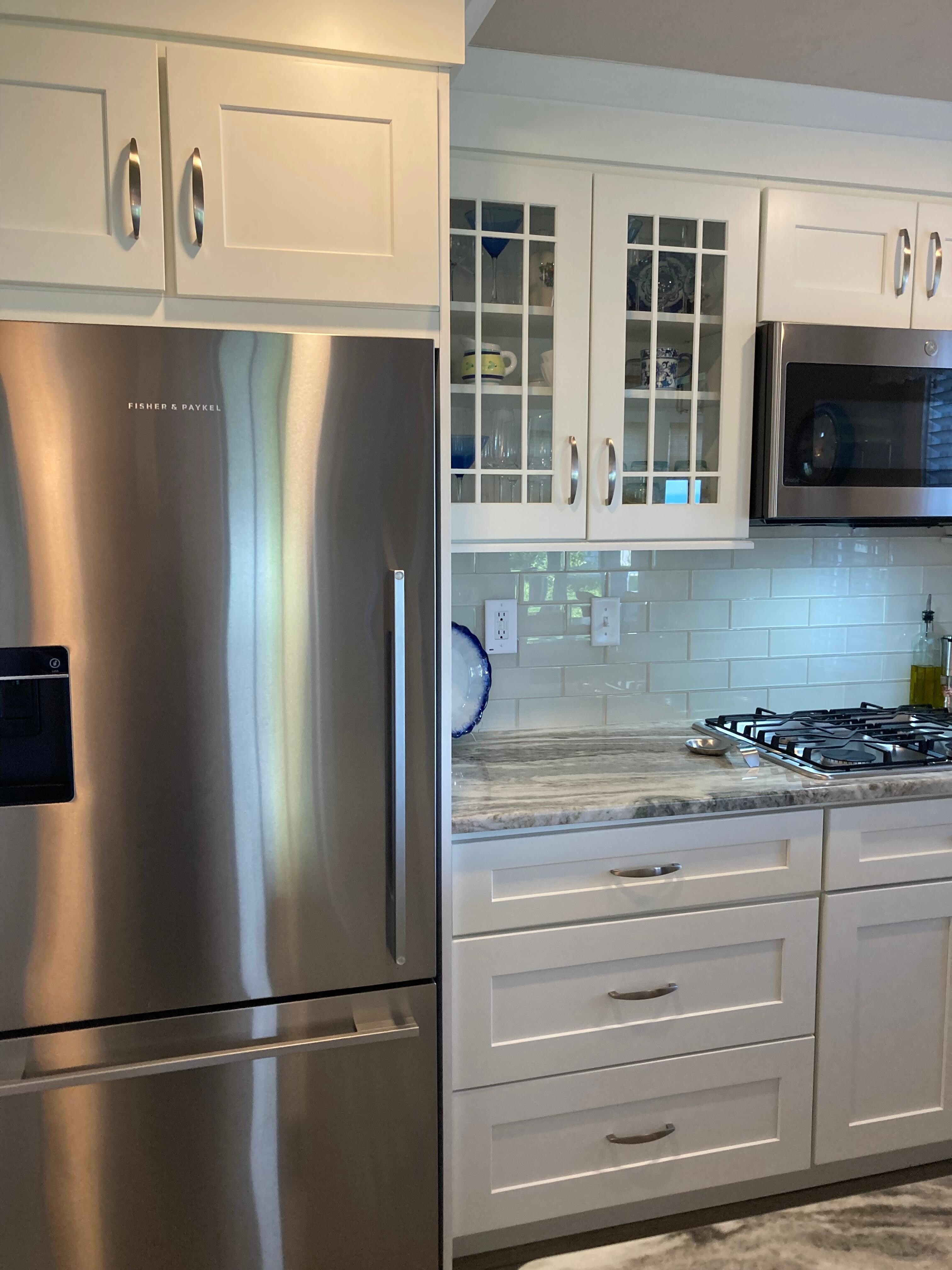 Very nice appliance’s and equipped kitchen