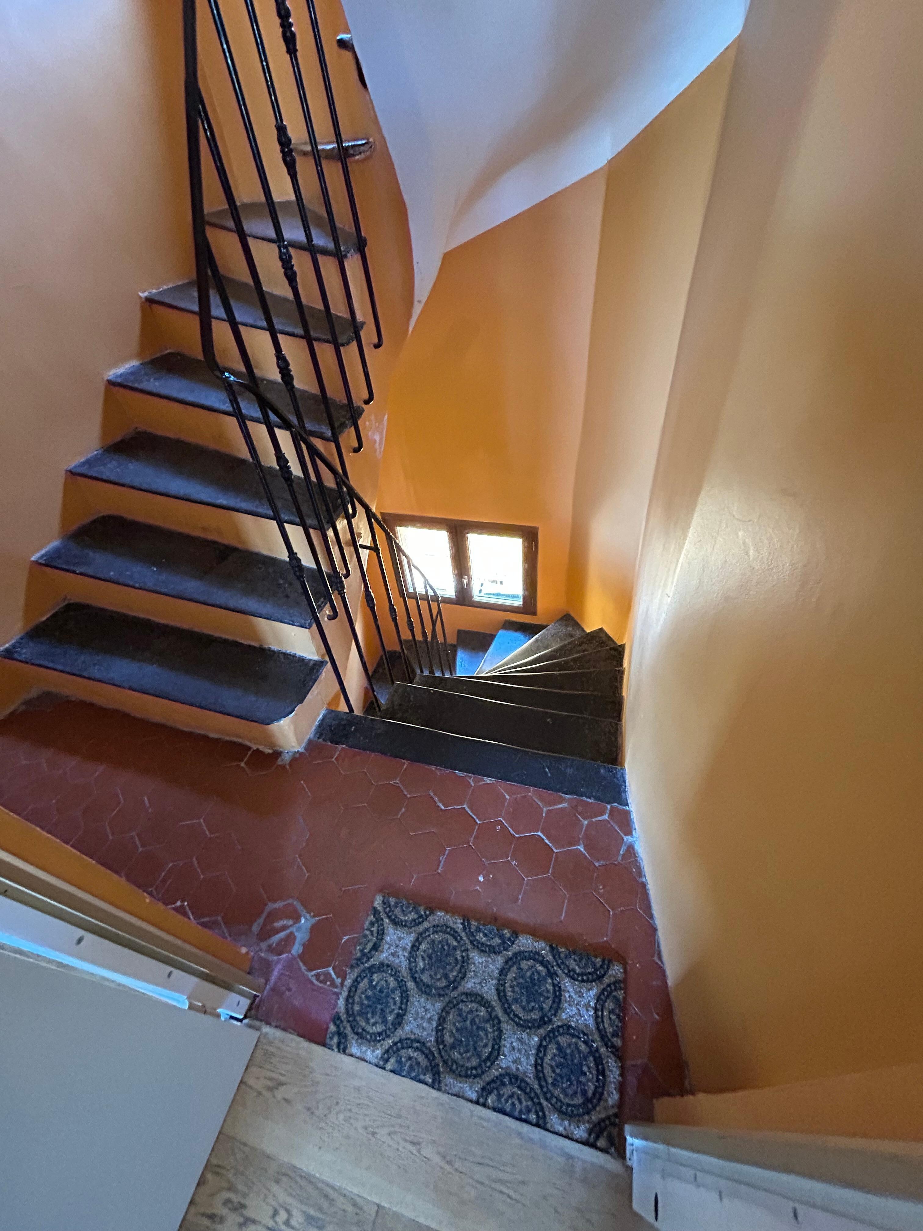There are stairs but only once up and once down with luggage! They help burn off all the pastries, bread, wine, and desserts!