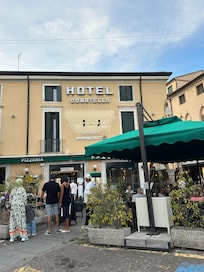 Hotel from the atreet