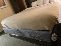 Box springs that don’t even match the bed. Wth? $190/night for this?!?!?