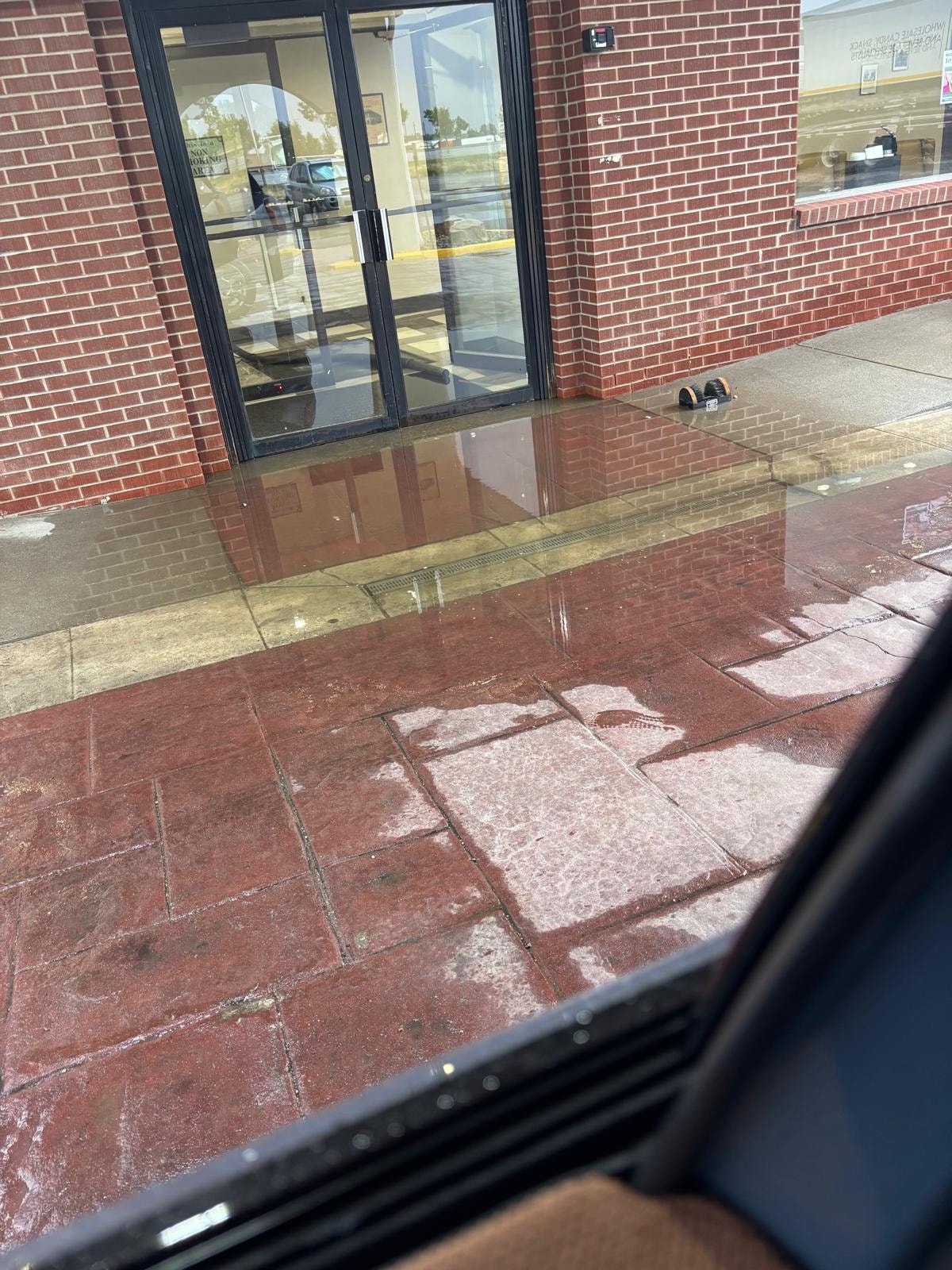 The flood at the entrance. 