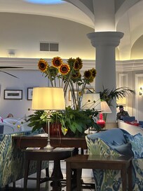 Can smell the perfumed oder in the room from the flowers :-)