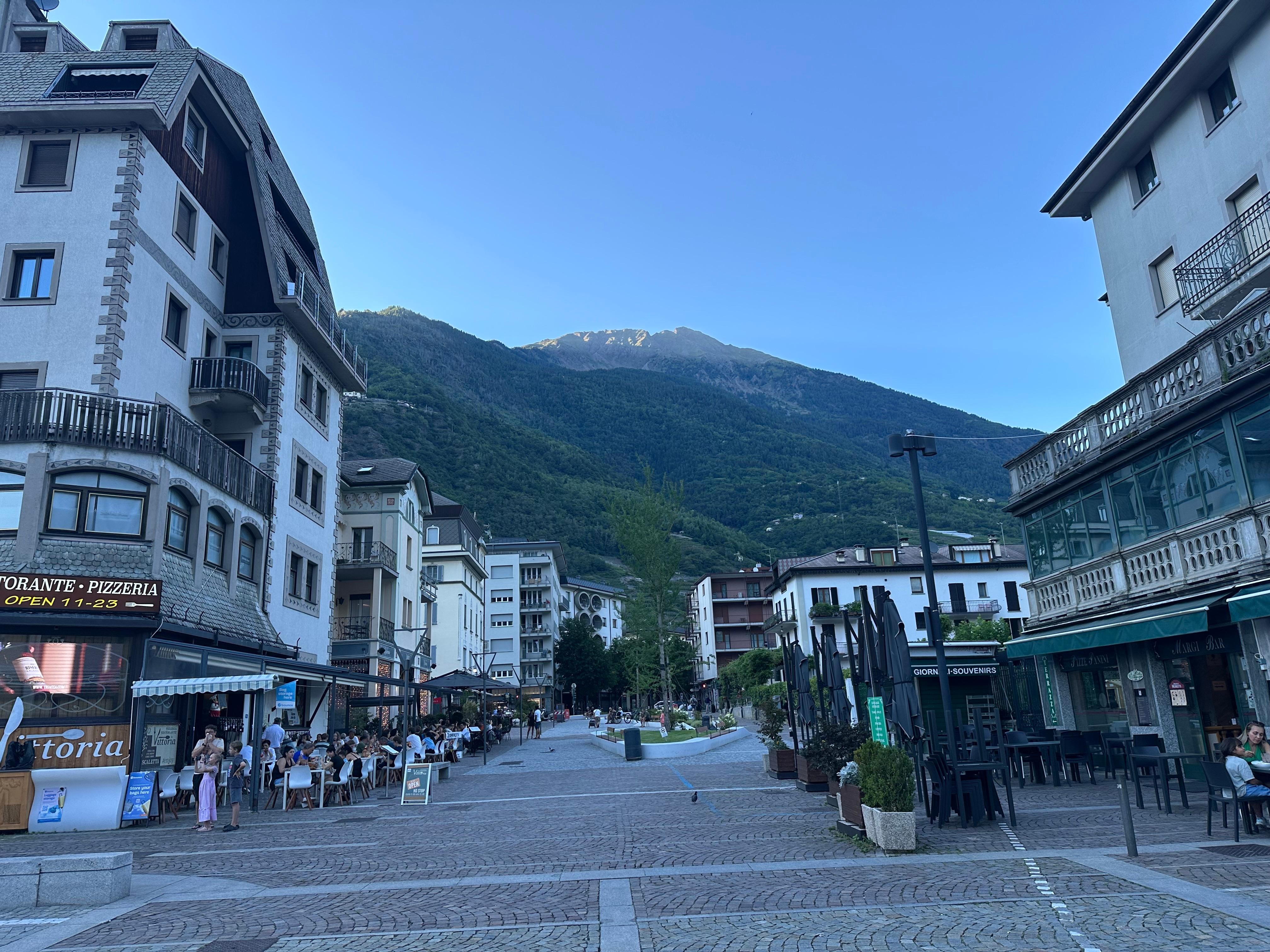 Tirano station square 
