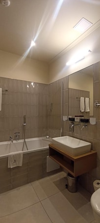 ampio bagno