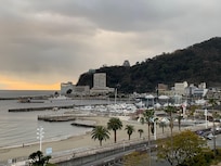 ビーチや熱海城