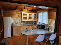 Honeymoon Chalet, Koch-/Essecke