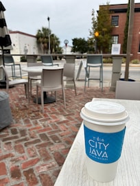 Coffee shops minutes away