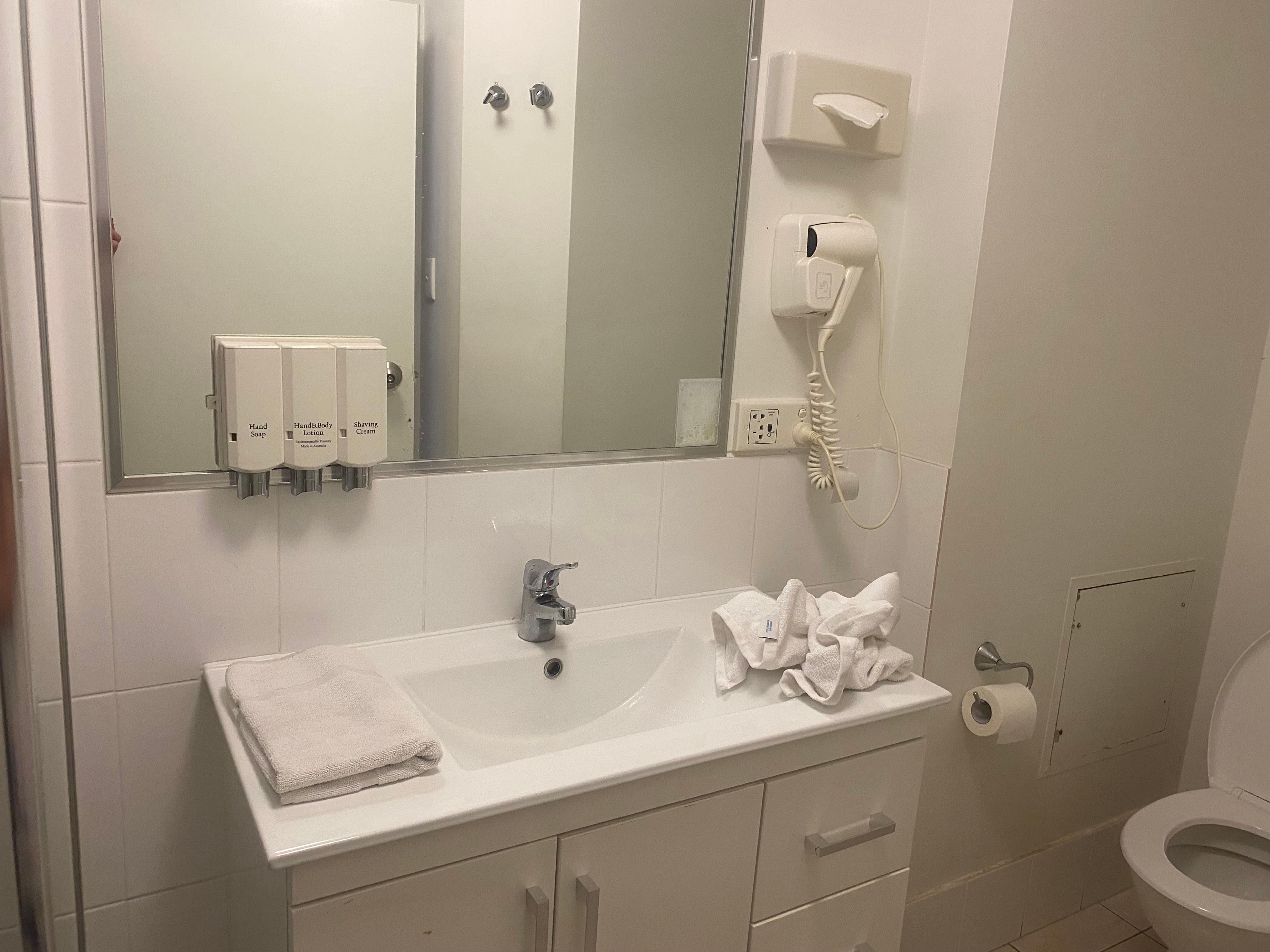 Bathroom is supplied with Shower Gel, Shampoo, Conditioner, Hand Soap, Hand Cream/Moisturiser, Shaving Gel, and a Hair Dryer. Shower gets nice and hot and has decent pressure. 