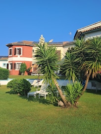 Hotel and gardens