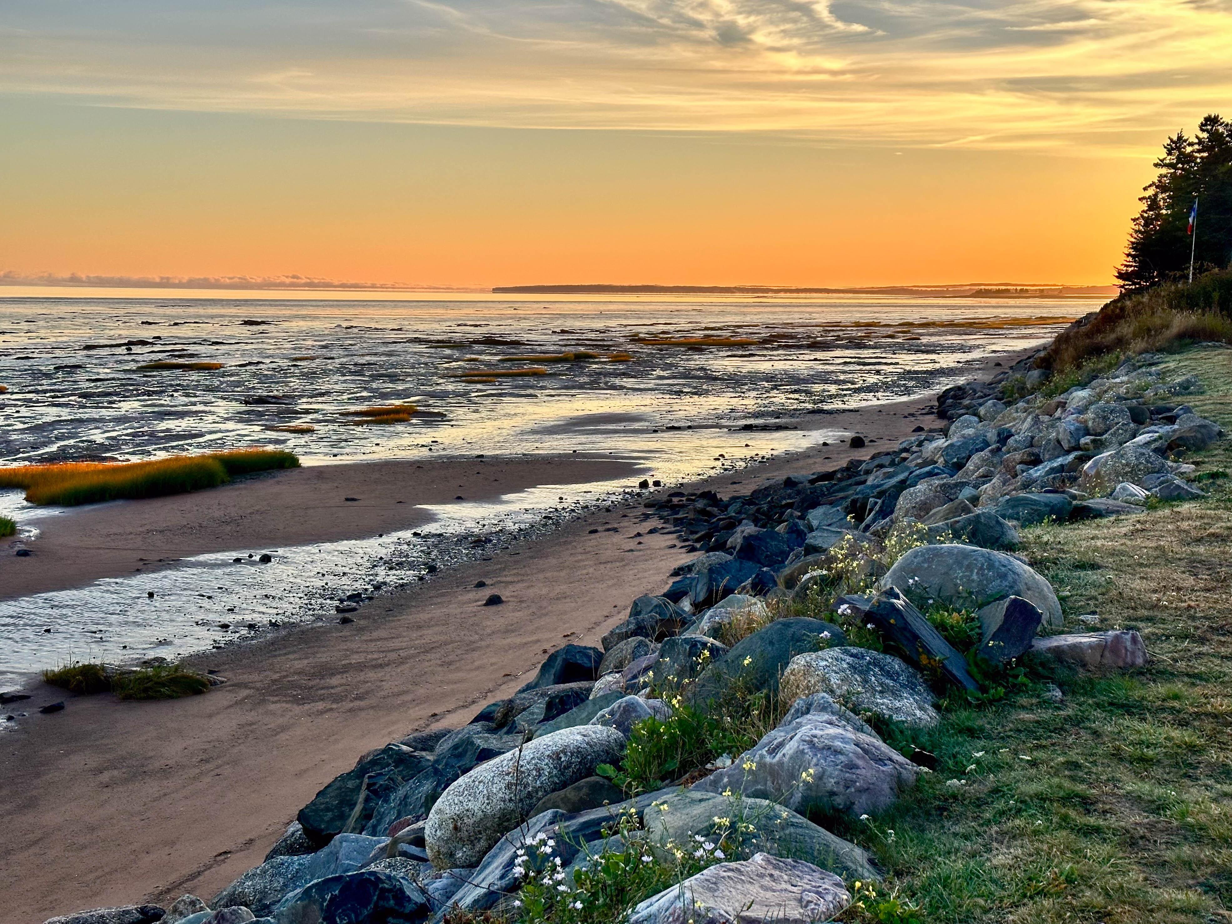 Glorious sunrise views at the Breeze Motel!