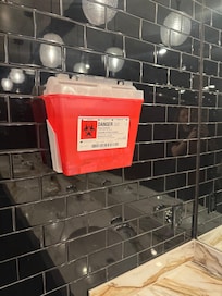 It’s the one hotel where in restroom you can find this 👏🏻